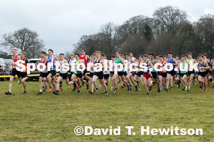 Mens under-17s Northern Cross Country Champs., Camp Hill Estate, Kirklington.  Photo: David T. Hewitson/Sports for All Pics